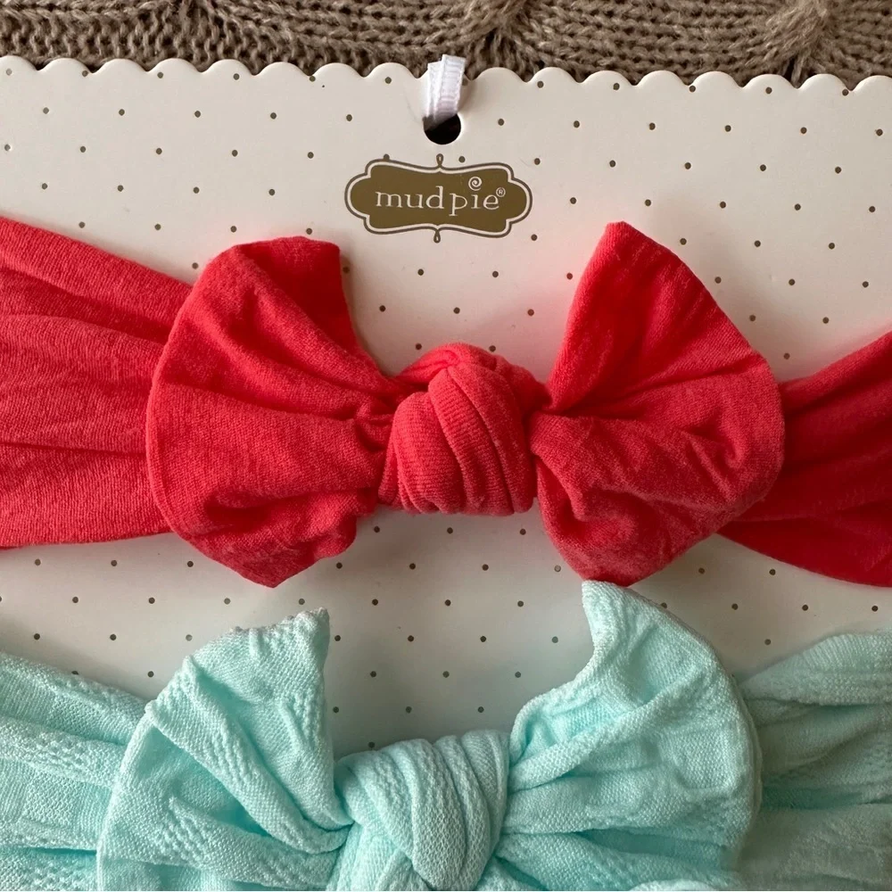 EUC 16pc Baby Girl Bib/Hair/Changing Pad Travel Bundle, Tiny Twinkle